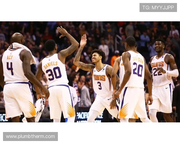 太阳队与湖人队激战正酣谁能在这场对决中笑到最后